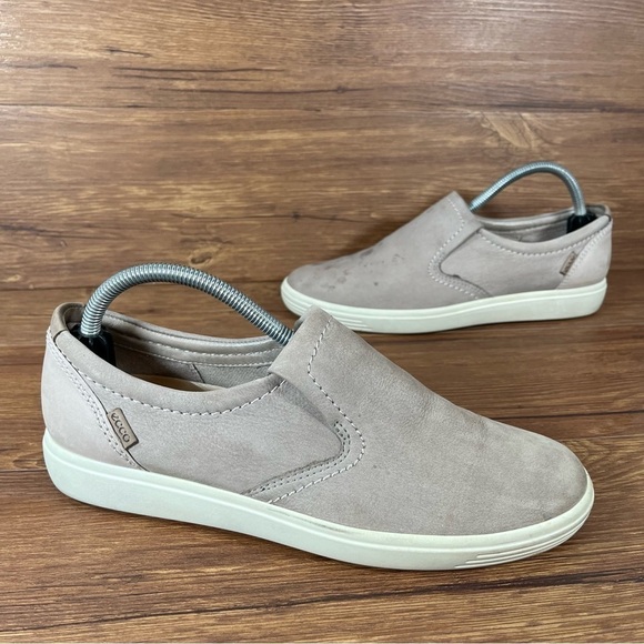Ecco Soft 7 Gray Leather Slip-On Sneakers Women’s Size 10 (41) Shoes - Picture 1 of 11